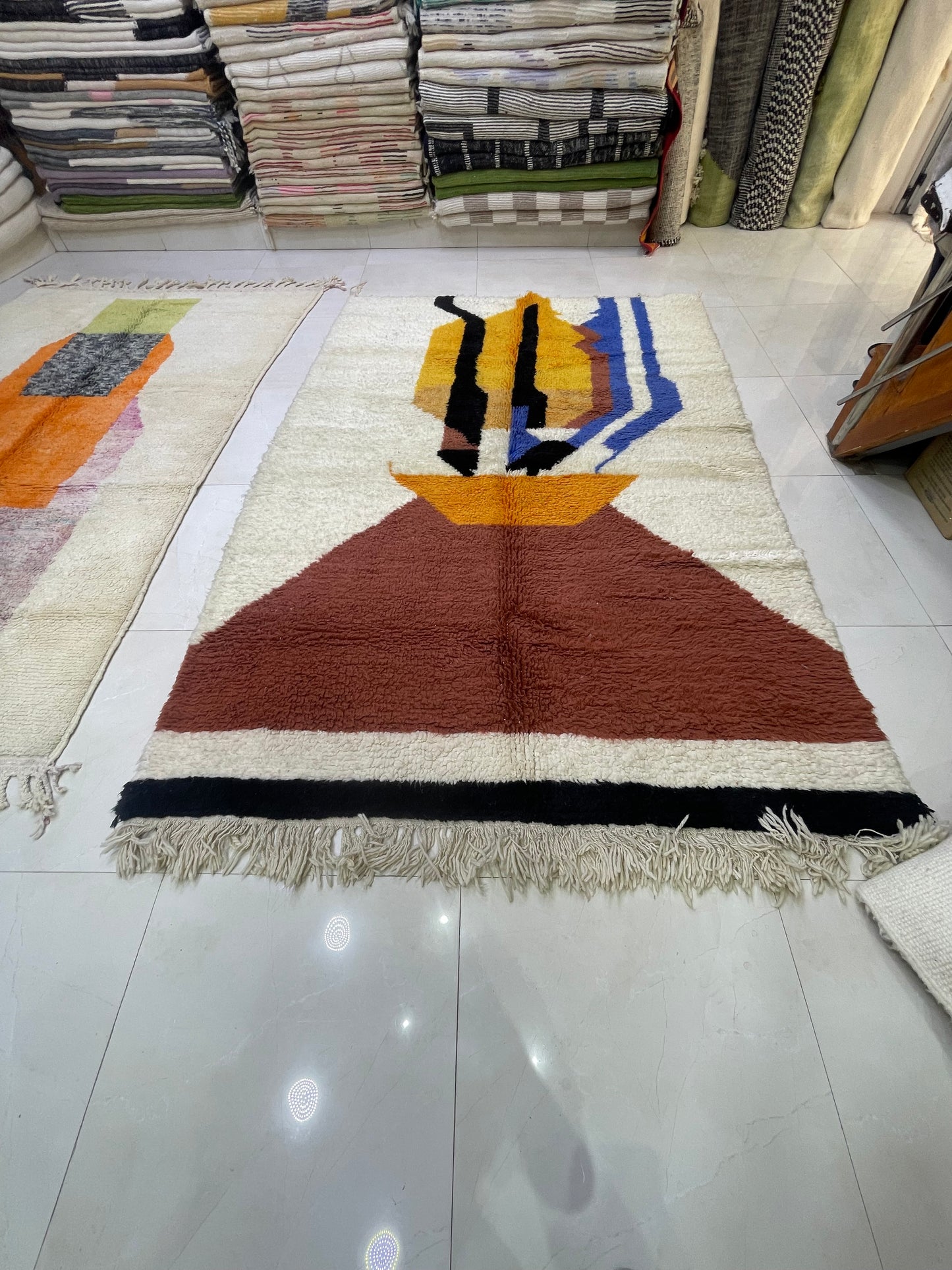 'Kasbah Flame' 1.7m x 2.5m Handwoven Boujaad Rug - 100% Natural Wool & Dyes