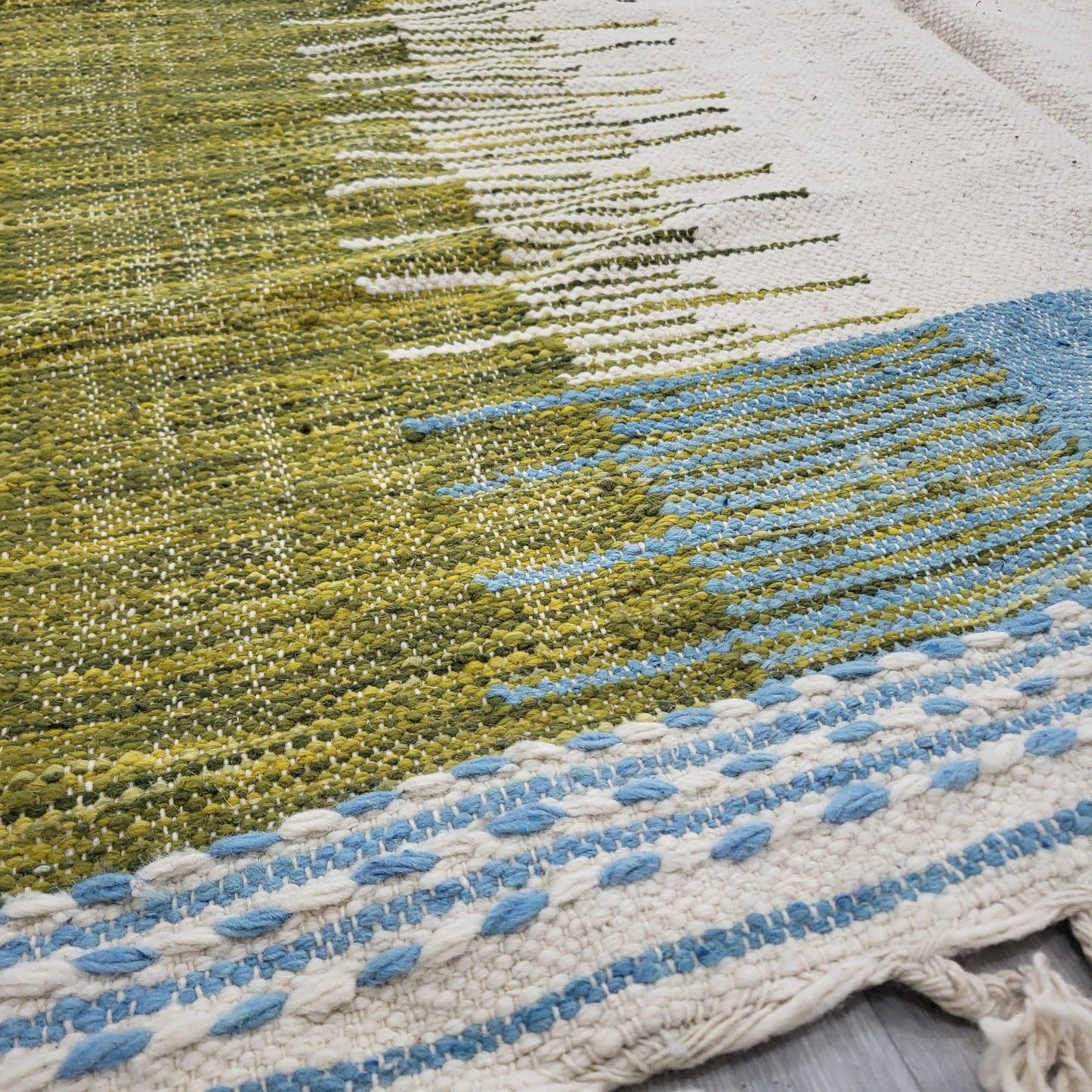 'Earth & Sky' Handwoven Beni Ourain Kilim, 100% Natural Wool & Dyes