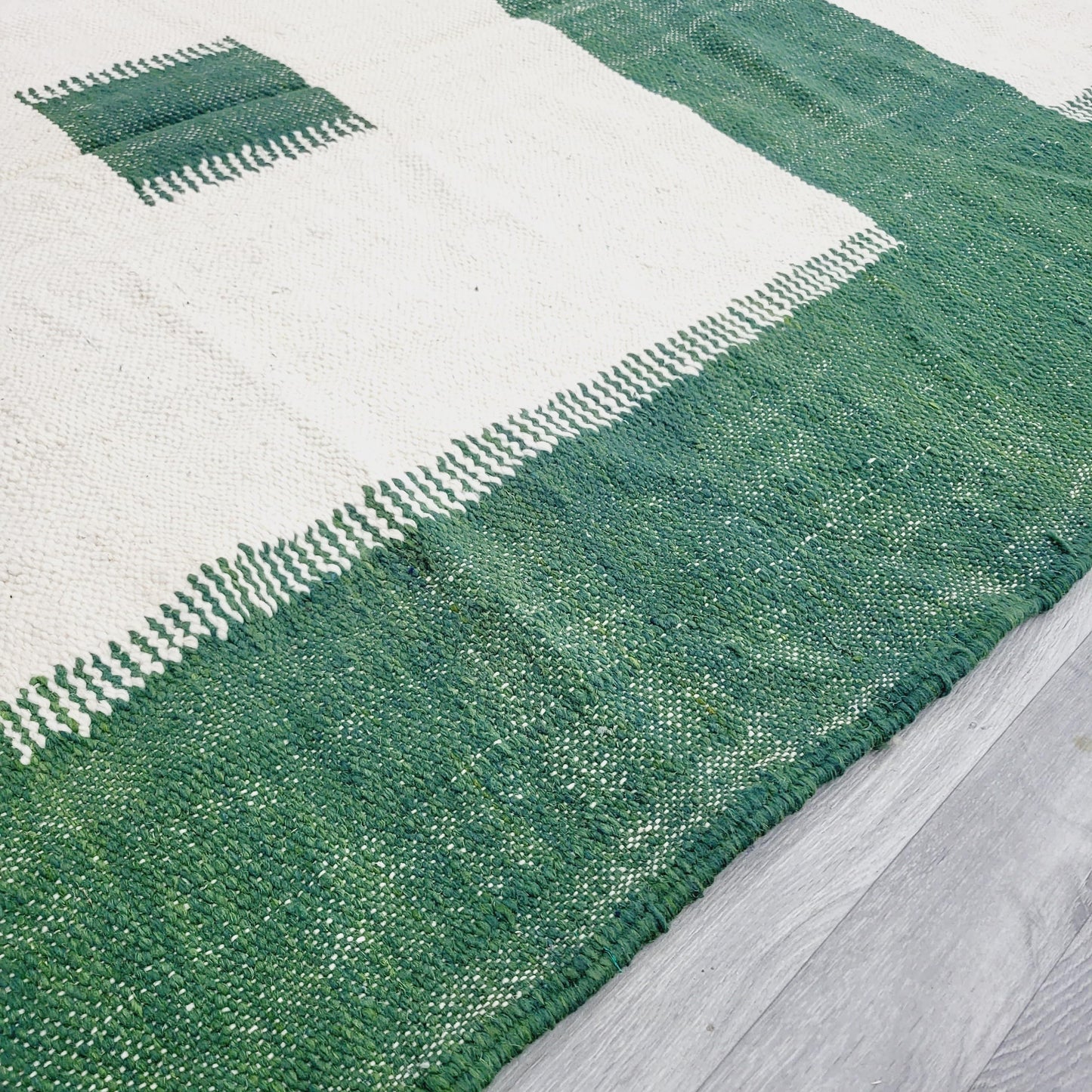 Peace of Ivory, 2x3m Handwoven Beni Ourain Kilim Rug, 100% Natural Wool & Dyes