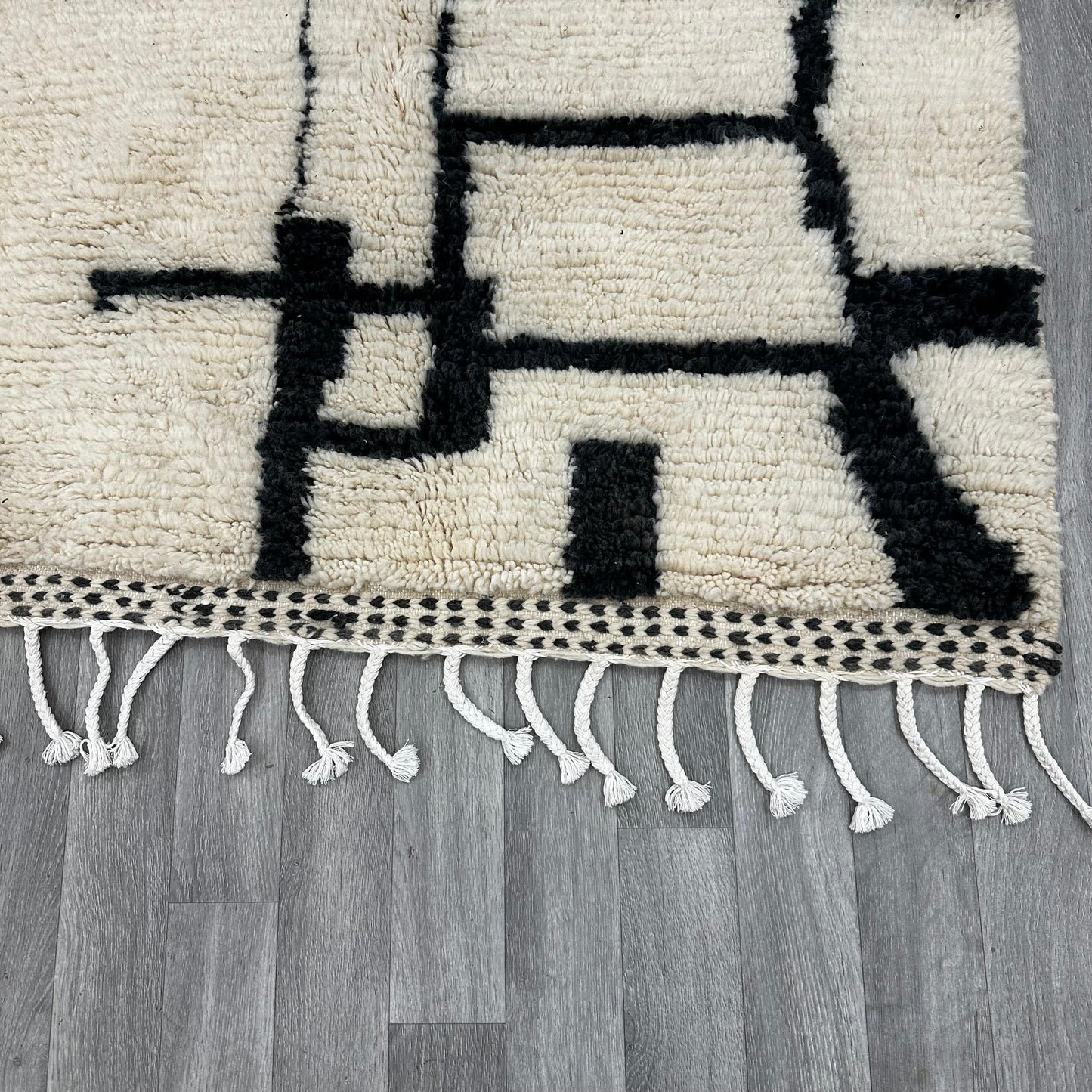 'Labyrinthia' 2x3 Metre Handwoven Beni Ourain Rug, 100% Natural Wool & and Dyes