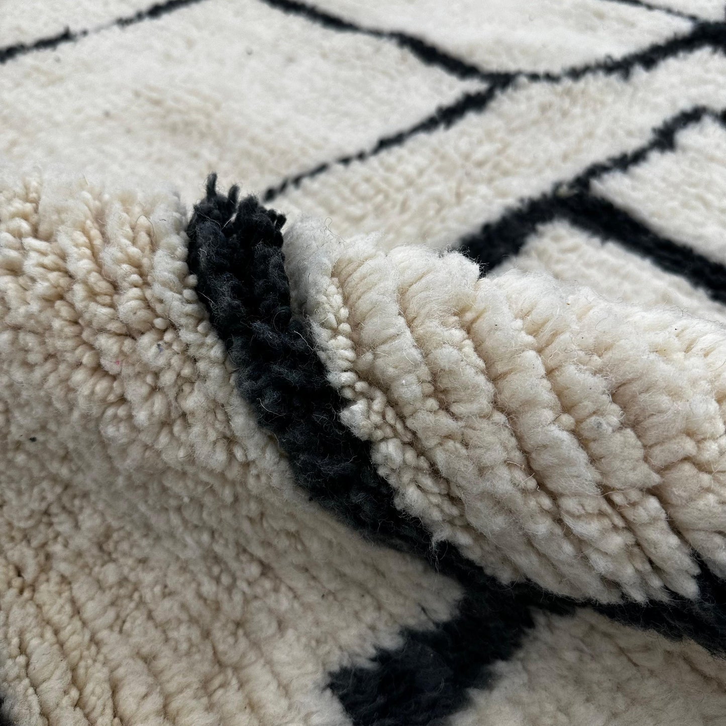 'Labyrinthia' 2x3 Metre Handwoven Beni Ourain Rug, 100% Natural Wool & and Dyes