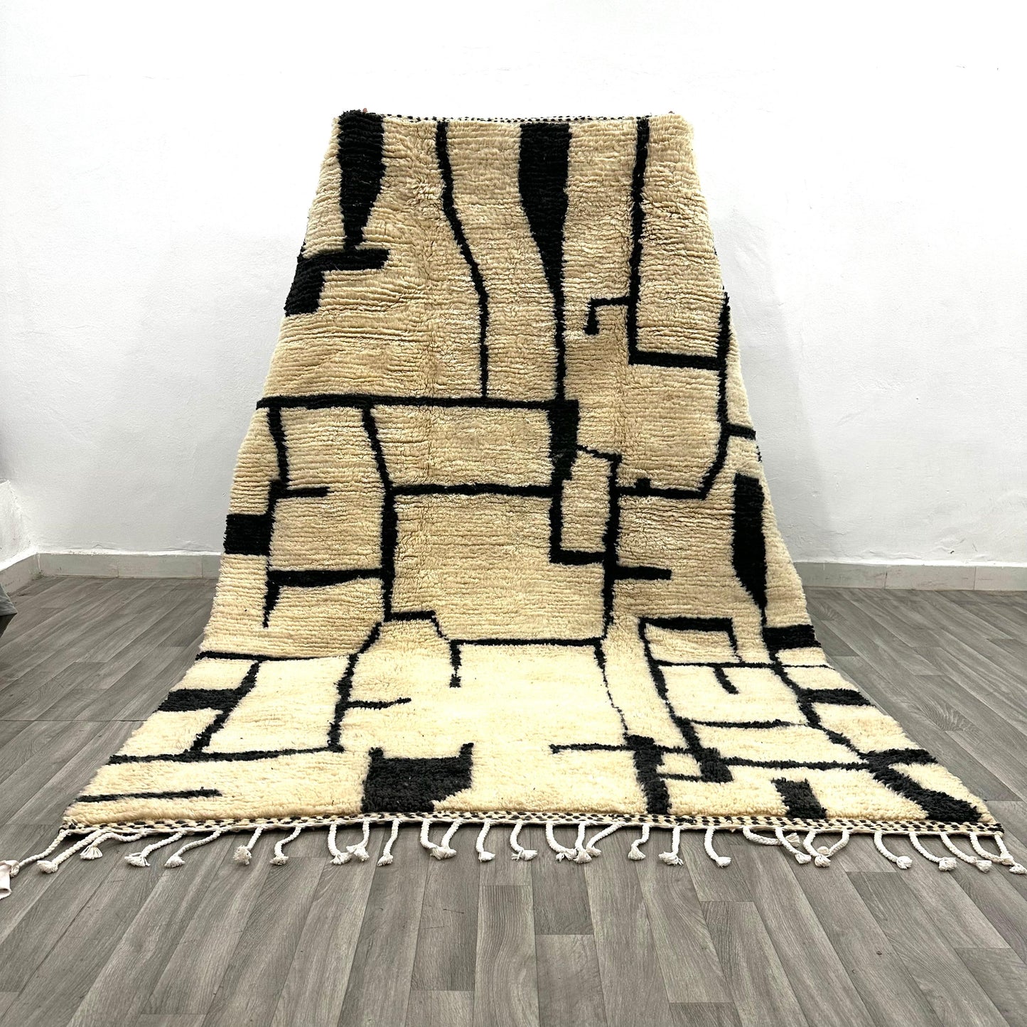 'Labyrinthia' 2x3 Metre Handwoven Beni Ourain Rug, 100% Natural Wool & and Dyes