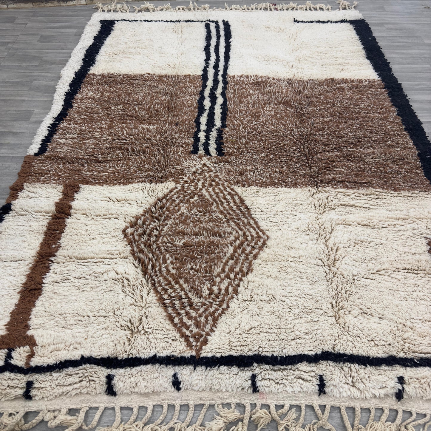 'Atlas Sun' 2x3 Metre Handwoven Beni Ourain Rug, 100% Natural Wool & Dyes