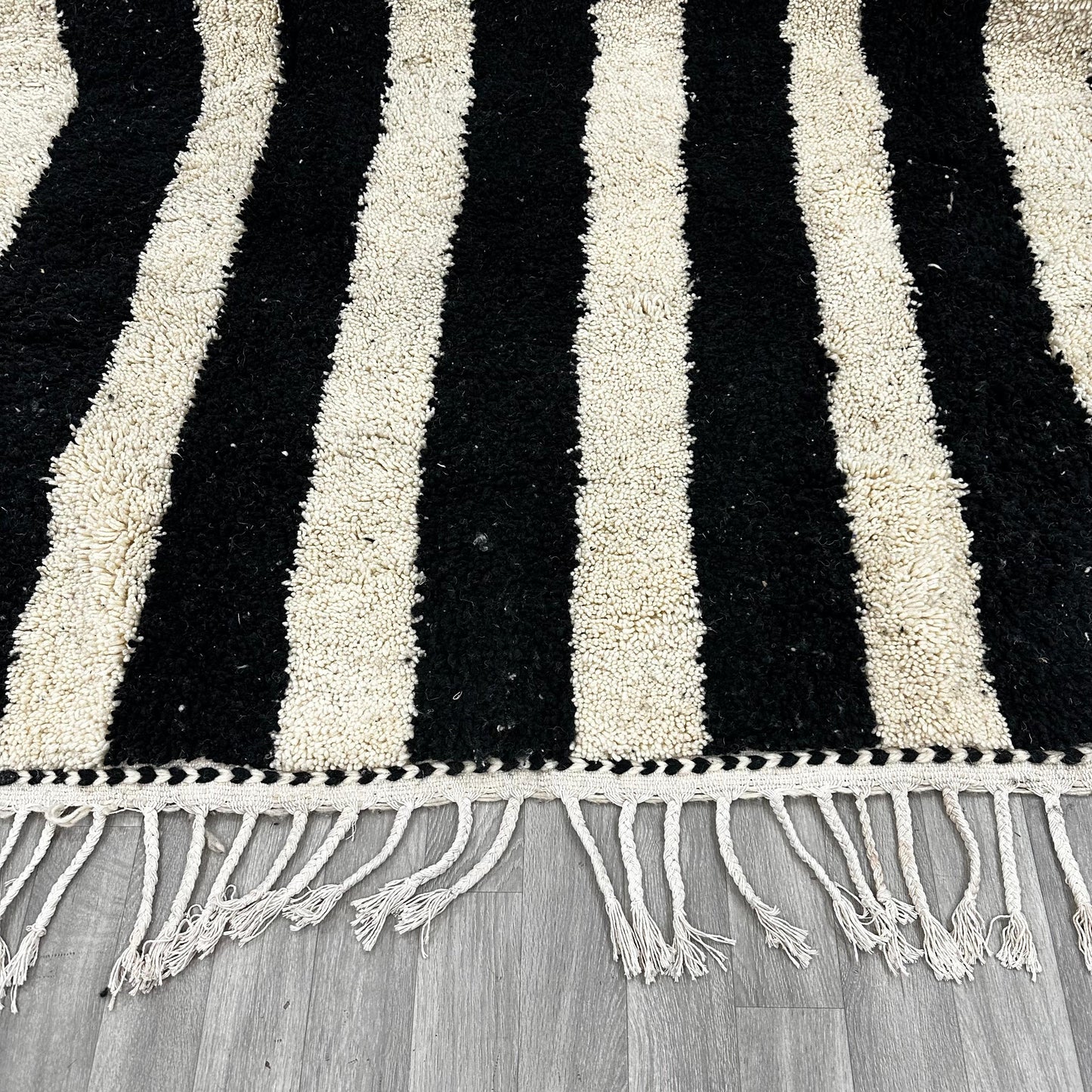 'Lunaire' Handmade Beni Ourain Rug, 100% Natural Wool, 100% Dyes - 2x3m
