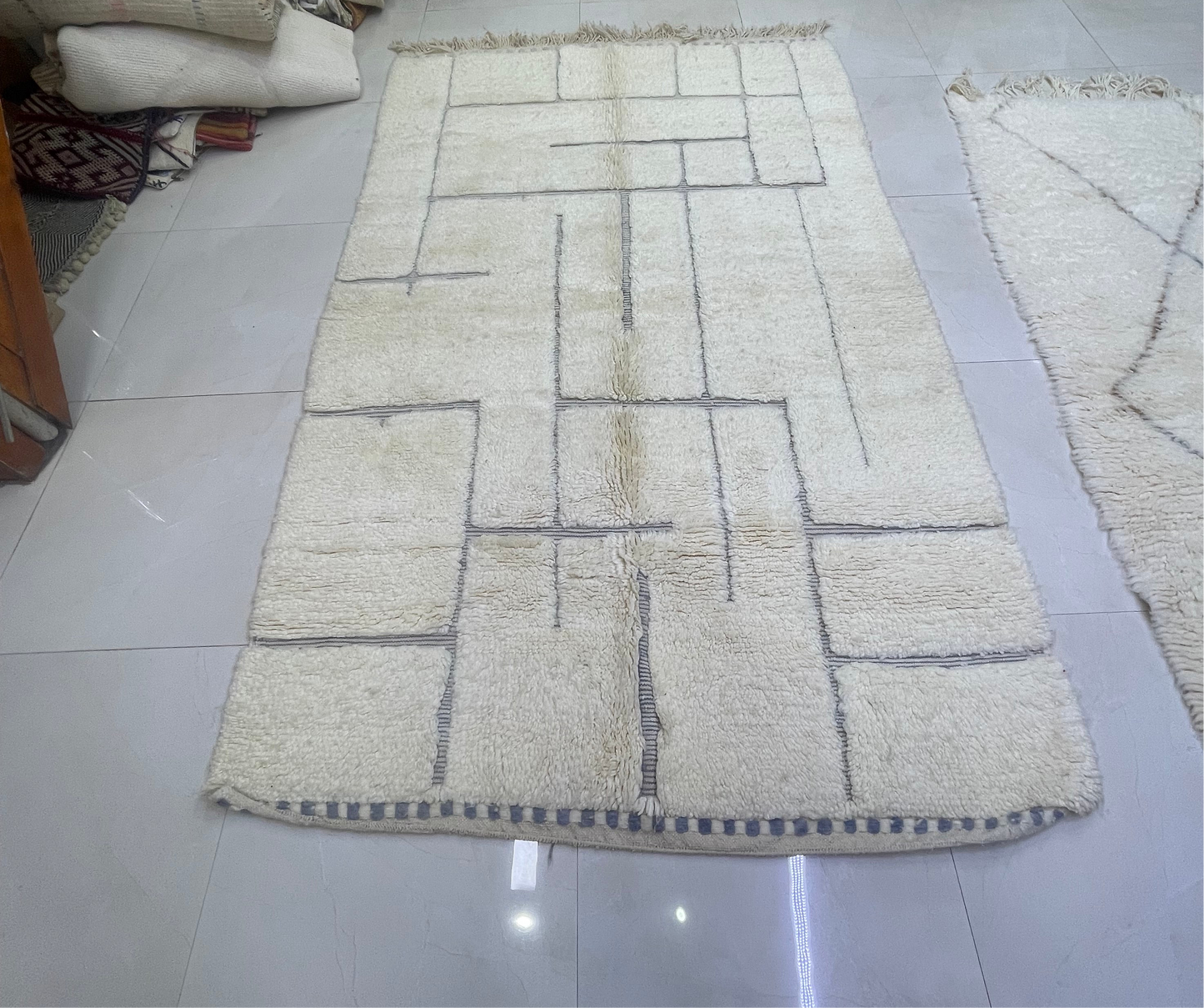 Whisper – Handwoven Beni Ourain Rug (2.75m x 1.65m) - 100% Natural Wool & Dyes