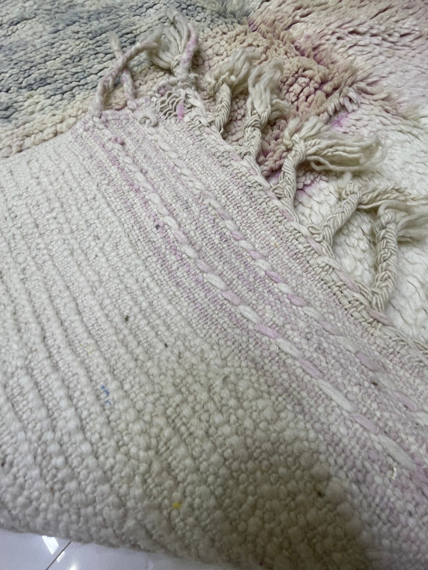 'Echoed Layers' 1.5 x 2.4m Handwoven Boujaad Rug - 100% Natural Wool and Dyes